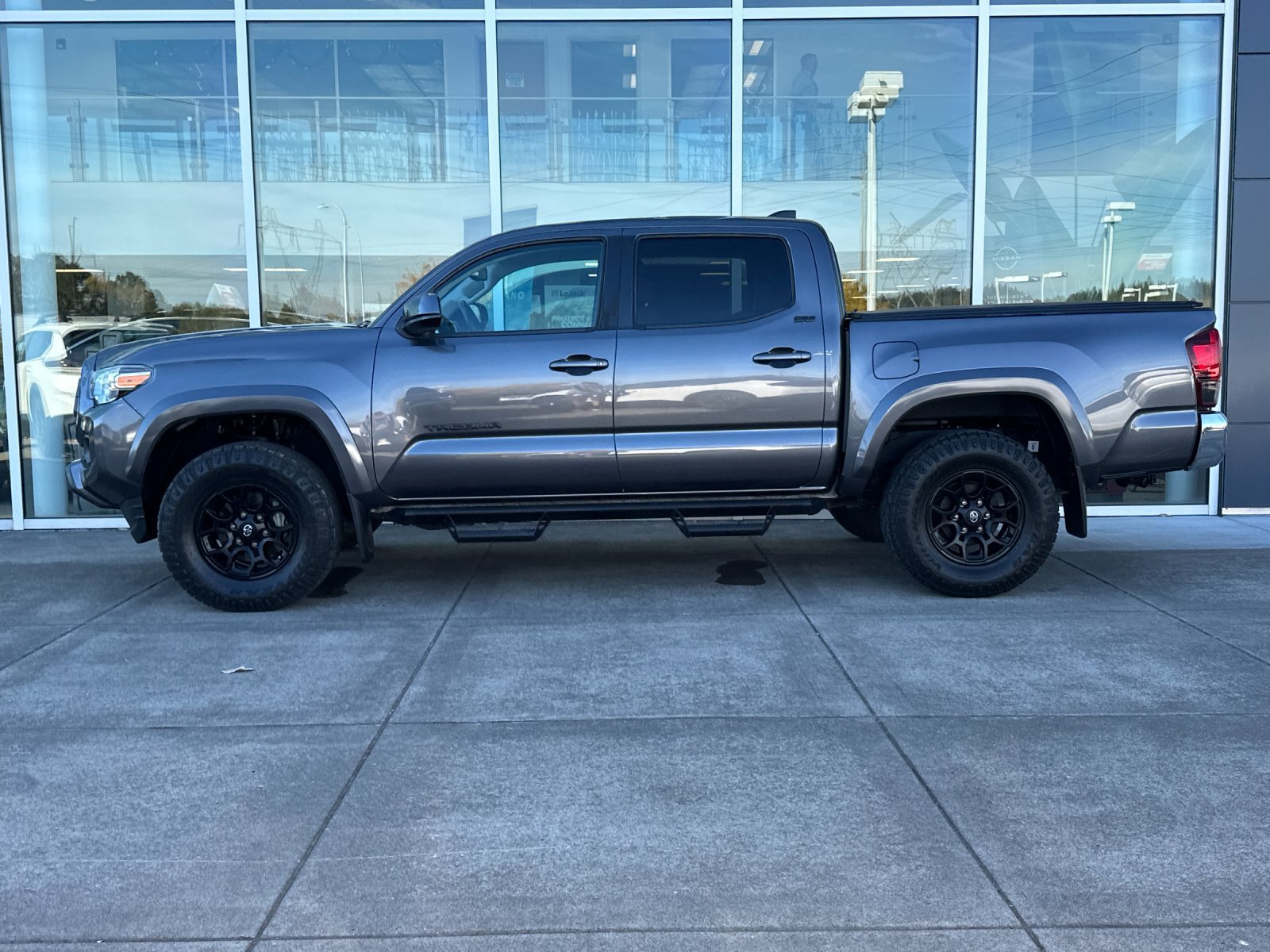 Used 2021 Magnetic Gray Metallic Toyota SR5 image 7