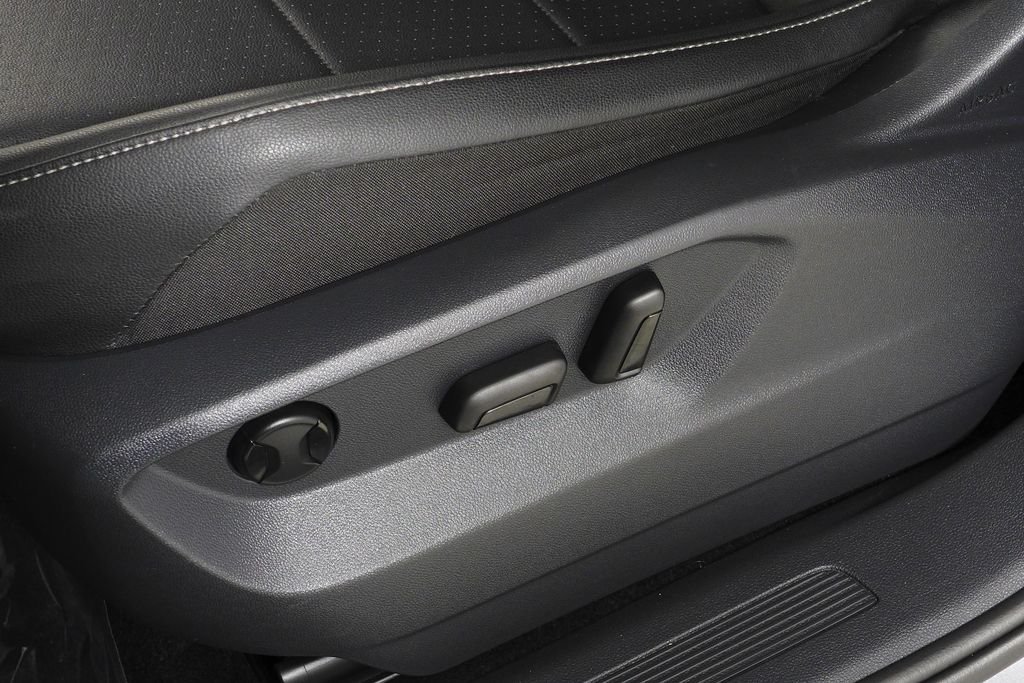 2019 Volkswagen Tiguan SE - Photo 23