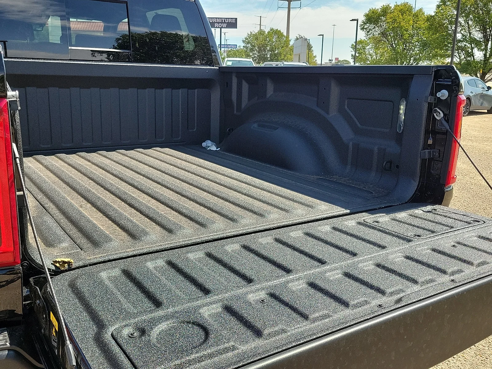 New 2026 PXJ Diamond Bla Ram RHO CREW CAB 4X4 5