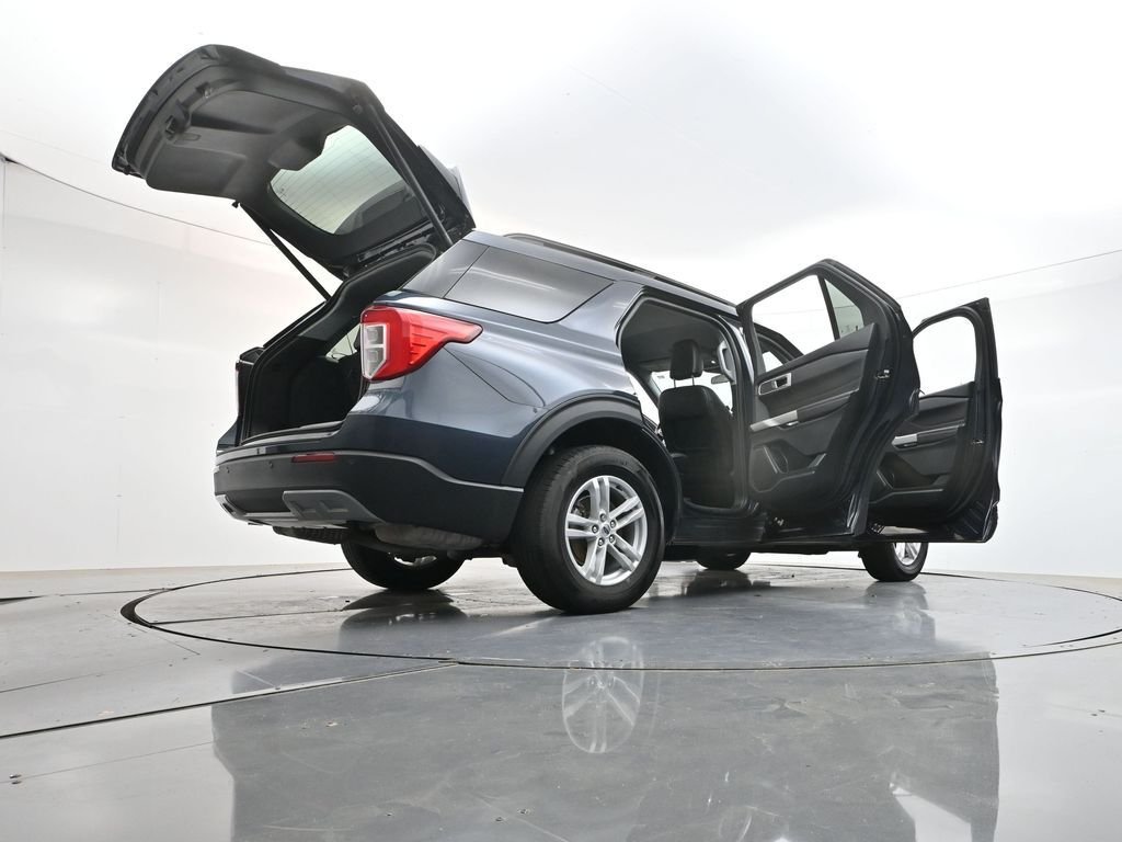 Used 2023 Blue Metallic Ford XLT image 45