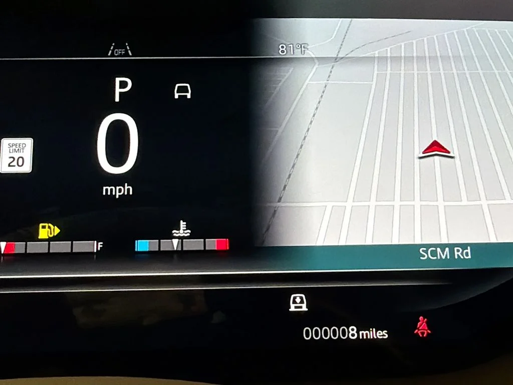 New 2026 Borasco Grey Land Rover Dynamic SE image 12
