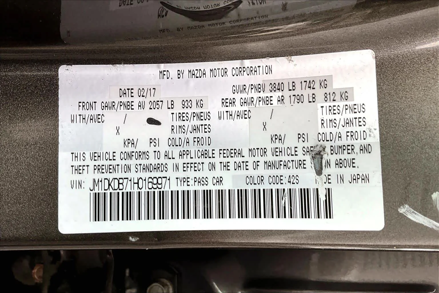 Used 2017 Titanium Flash Mica Mazda Sport image 37