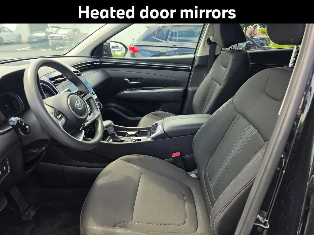 Used 2023 Black Hyundai SEL image 10