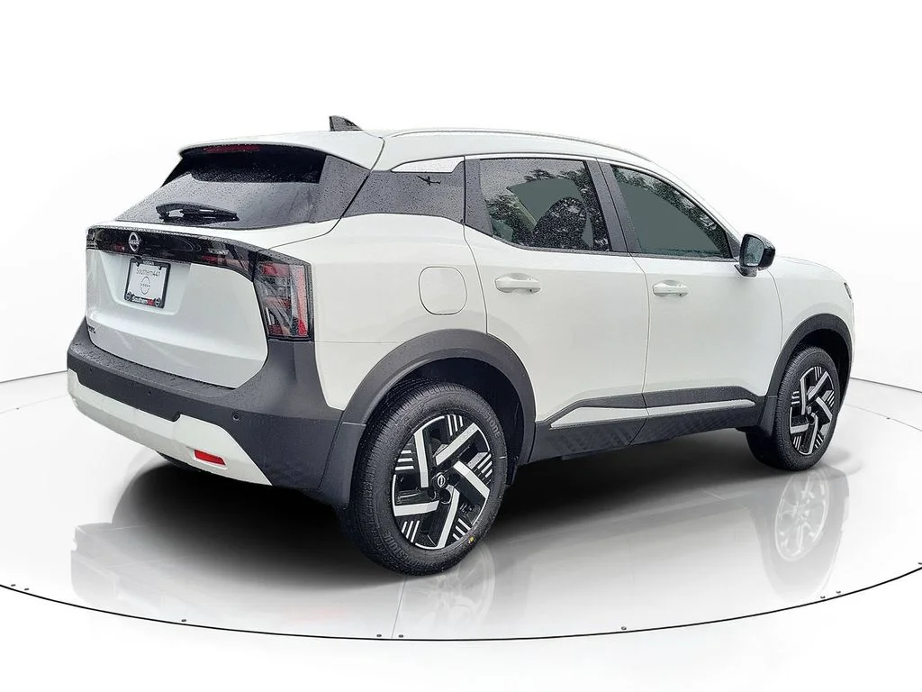 New 2026 White Nissan SV image 7