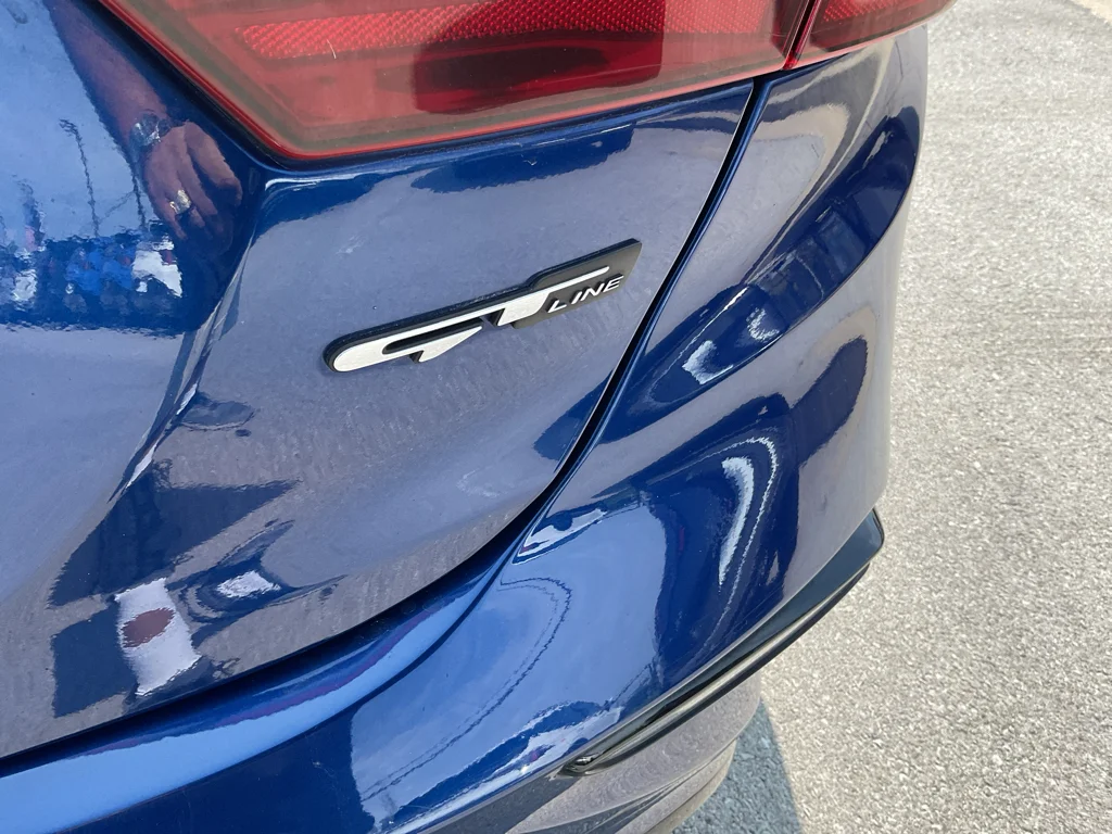 Used 2020 Deep Sea Blue Kia GT-Line image 10