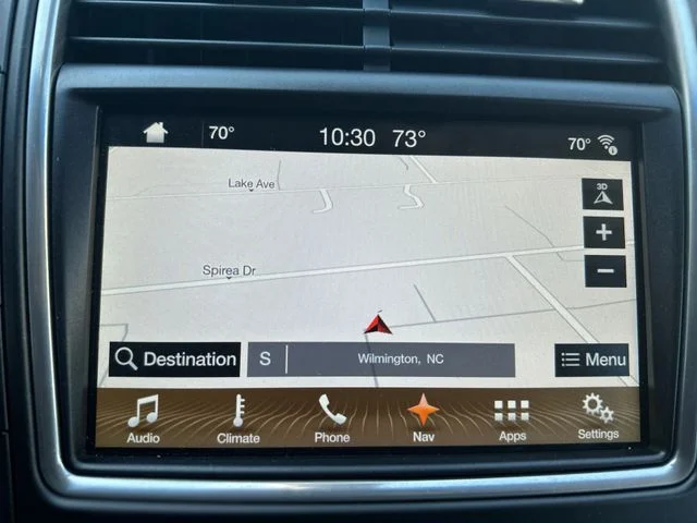 Used 2016 White Lincoln Reserve image 19