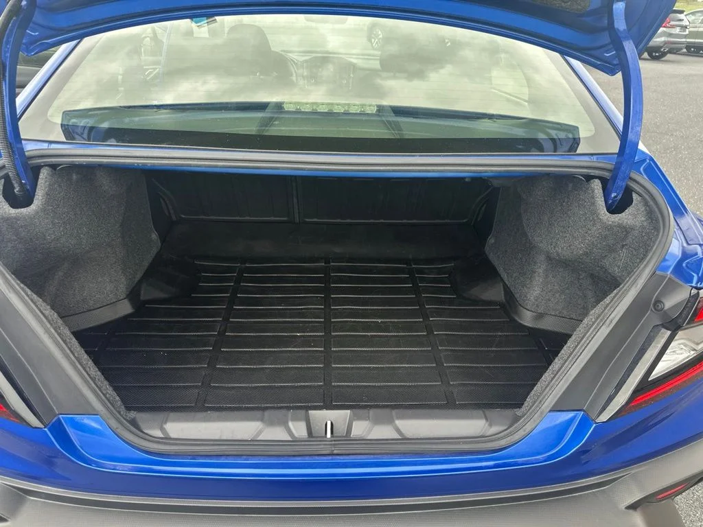 Used 2022 Blue Pearl Subaru Premium image 17