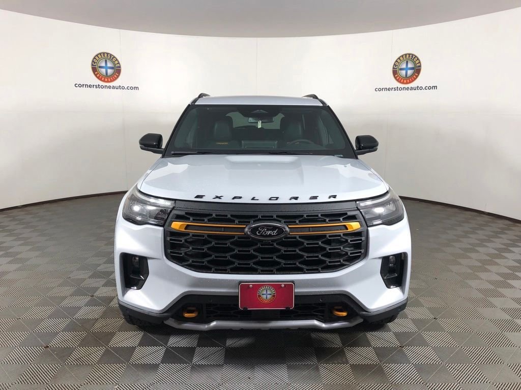 New 2026 White Ford Tremor image 16