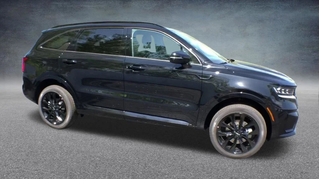 Used 2022 Black Kia SX image 27