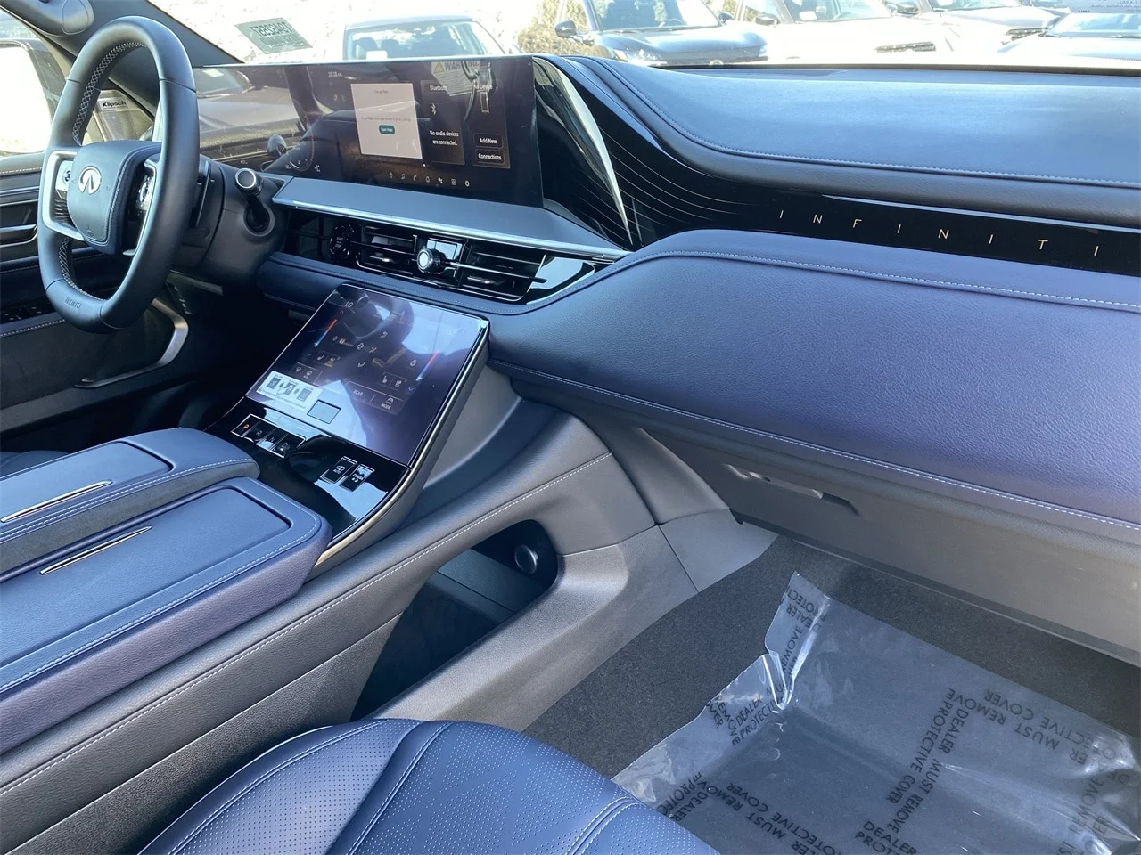 2026 INFINITI QX80 Sport - Photo 8