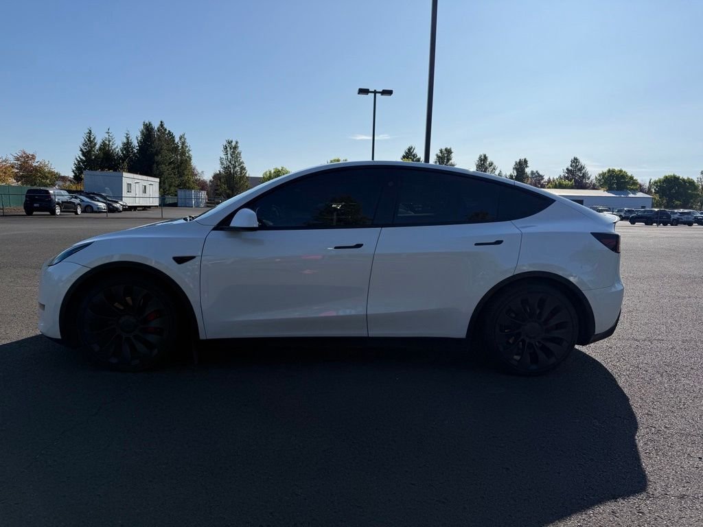 Used 2023 Pearl White Multi-Coat Tesla Performance image 4