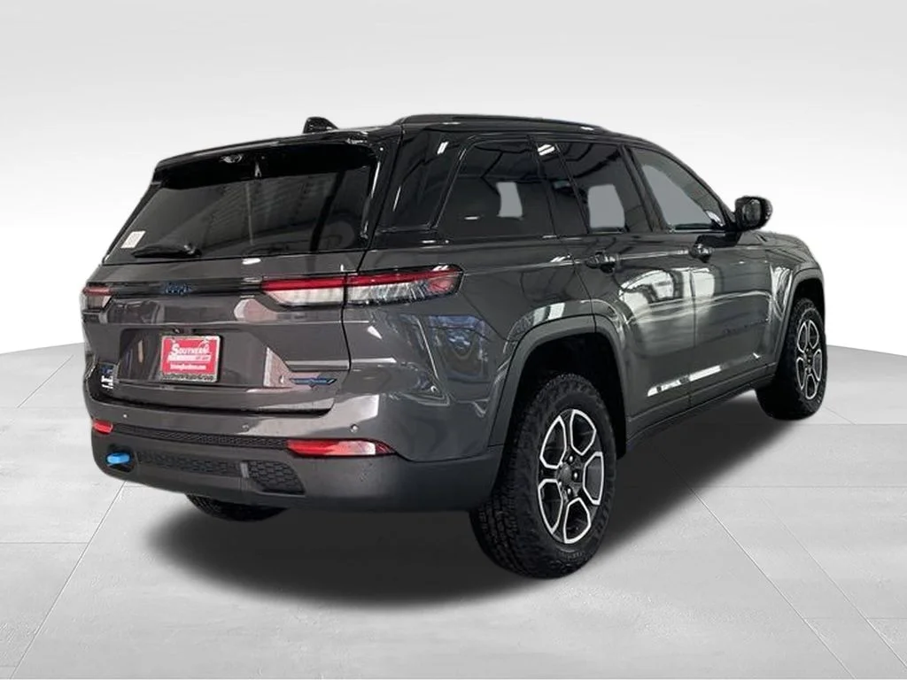 New 2024 Baltic Gray Metallic Clearcoat Jeep Trailhawk 4xe image 5