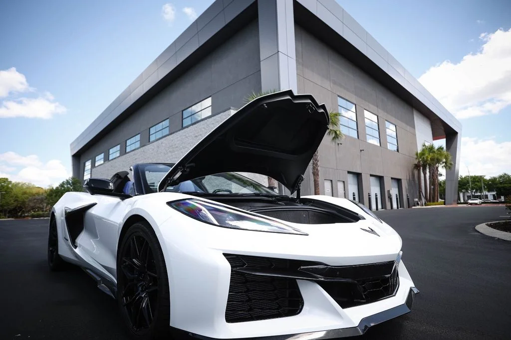 Used 2026 Arctic White Chevrolet Z06 image 23