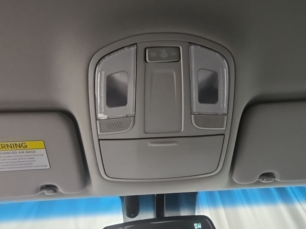 Certified Used 2018 Silver Hyundai SEL Plus image 30