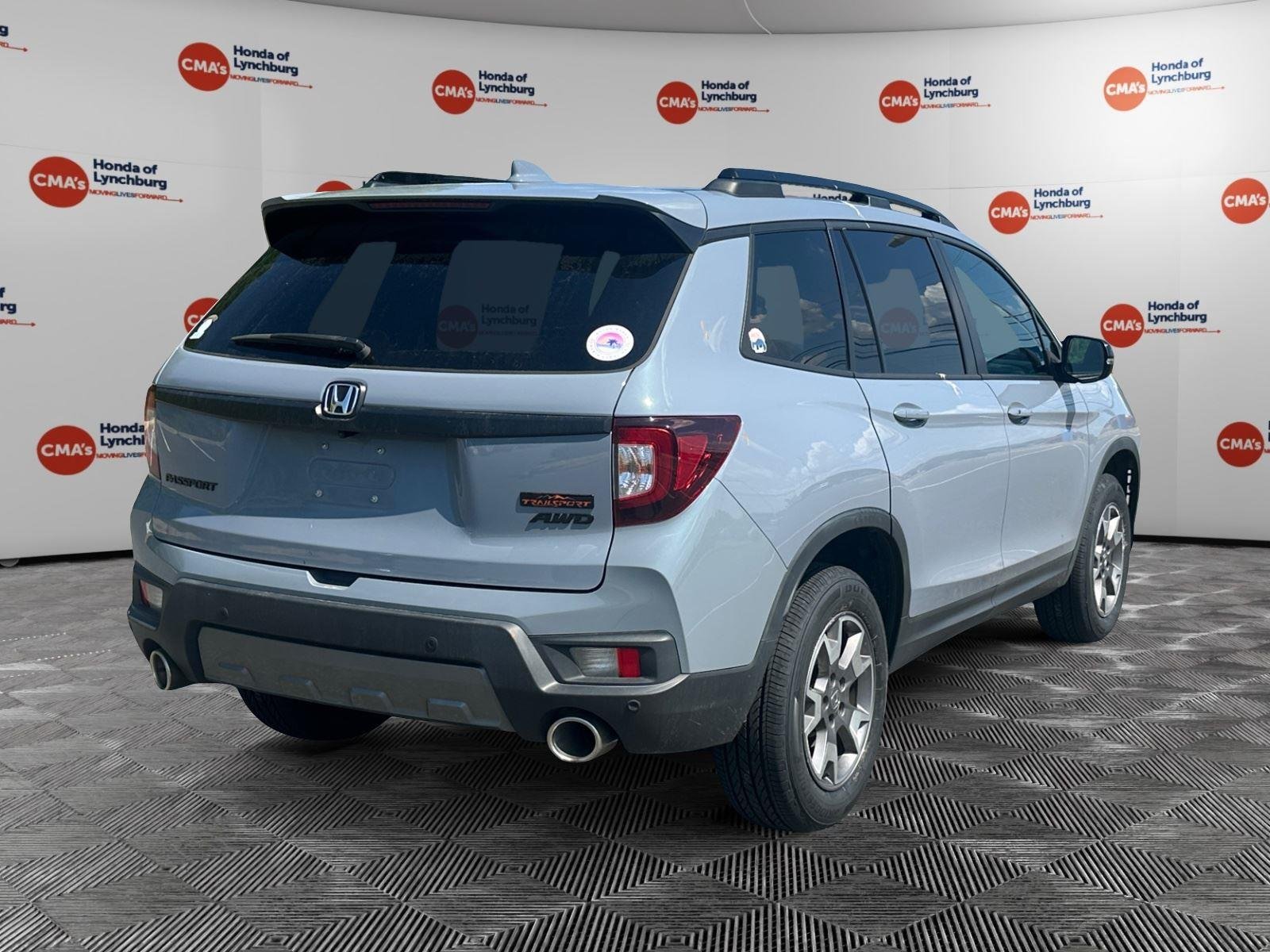 Used 2023 Sonic Gray Pearl Honda TrailSport image 5