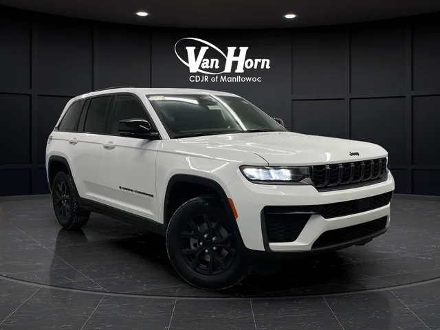 New 2026 Bright White Clear-Coat Exterior Paint Jeep Altitude image 42