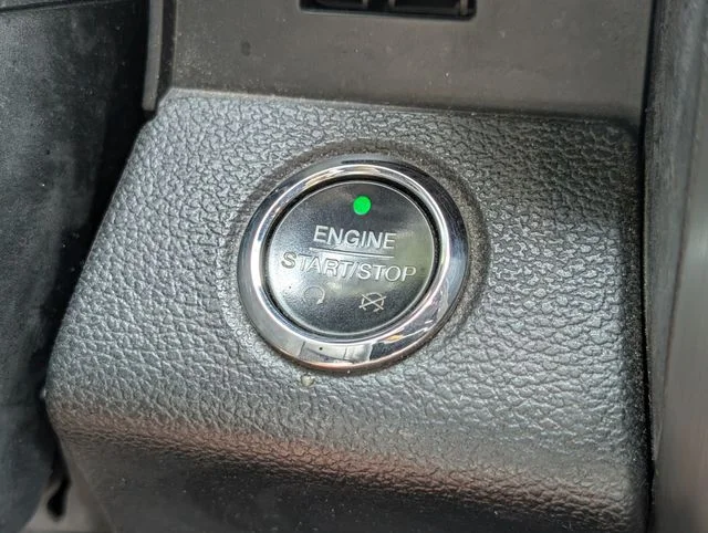 Used 2015 Guard Metallic Ford Platinum image 21