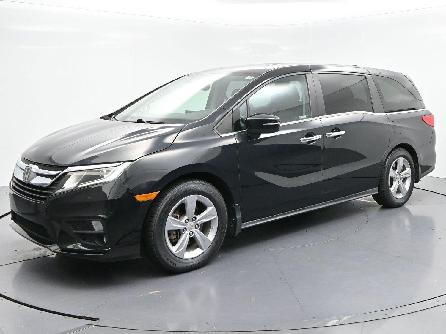 Used 2018 Crystal Black Pearl Honda EX-L image 3
