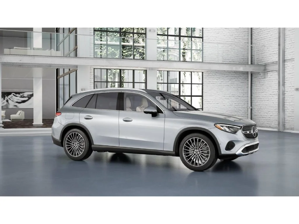 New 2027 Silver Mercedes-Benz GLC 300 image 43