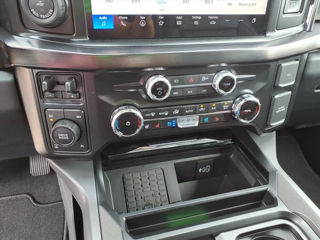 New 2026 Agate Black Metallic Ford F-250® Lariat® image 21