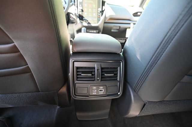 New 2026 AUTUMN GREEN METALLIC Subaru Wilderness image 26