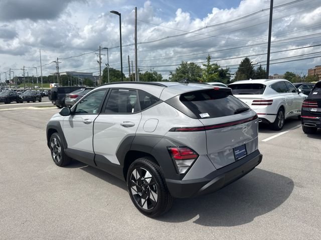 Used 2024 Gray Hyundai SEL image 3