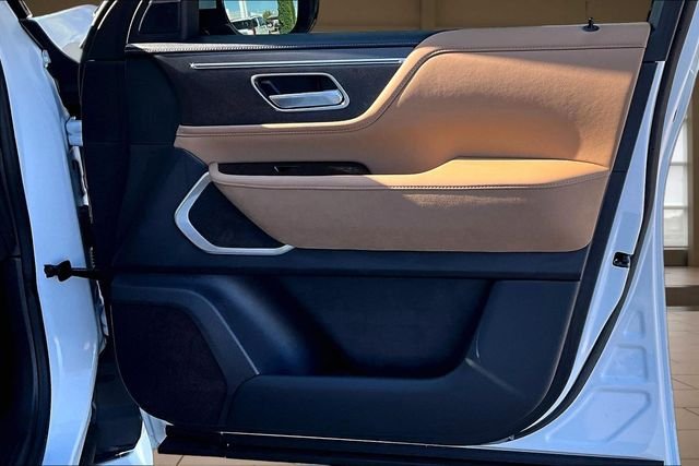 2027 INFINITI QX80 Luxe - Photo 23