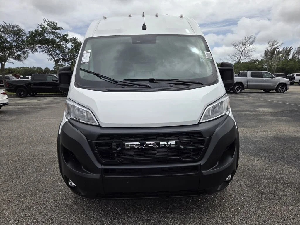 New 2026 Bright White Clear-Coat Exterior Paint RAM Tradesman image 3