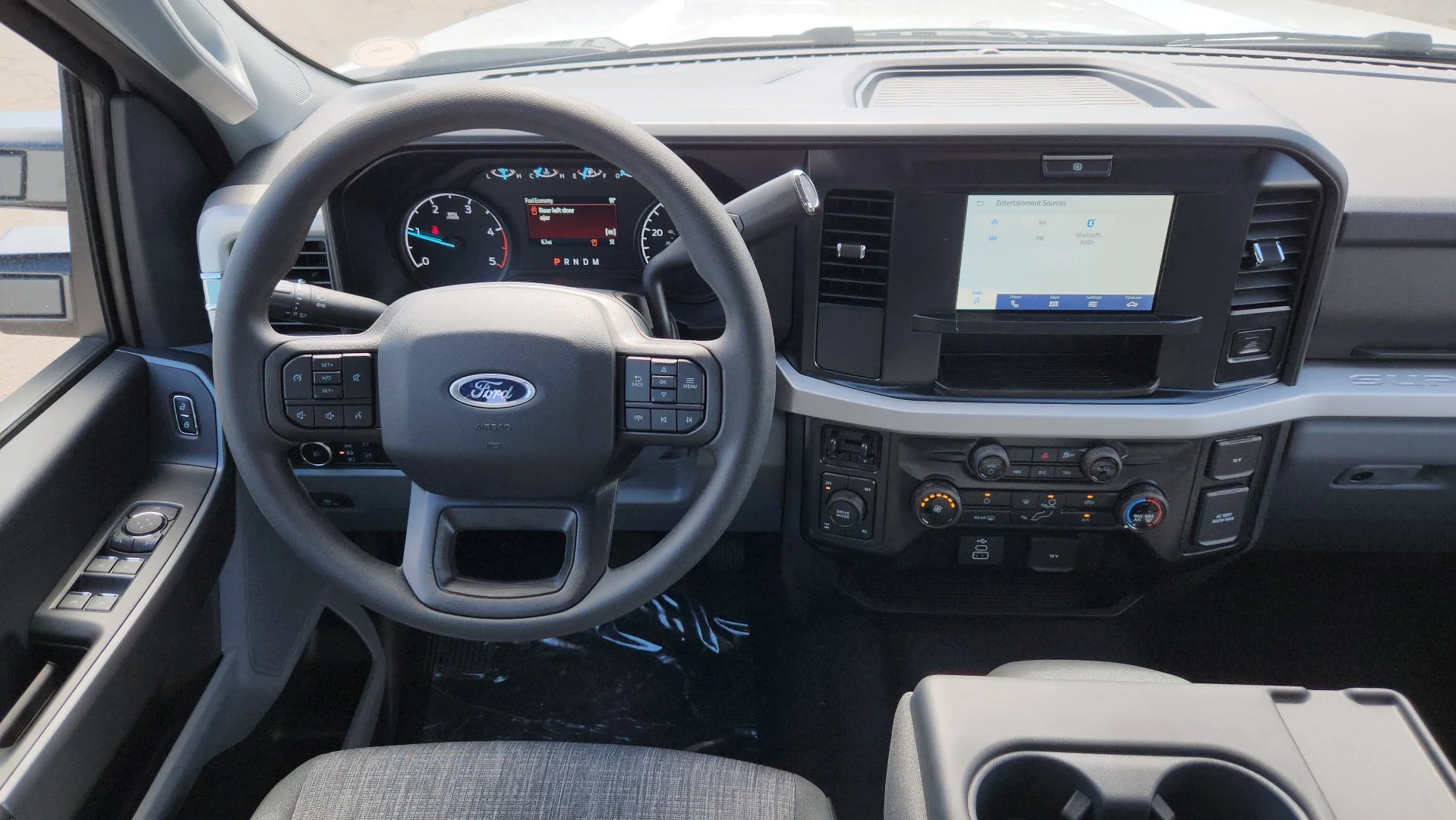 New 2026 Oxford White Ford XLT image 14