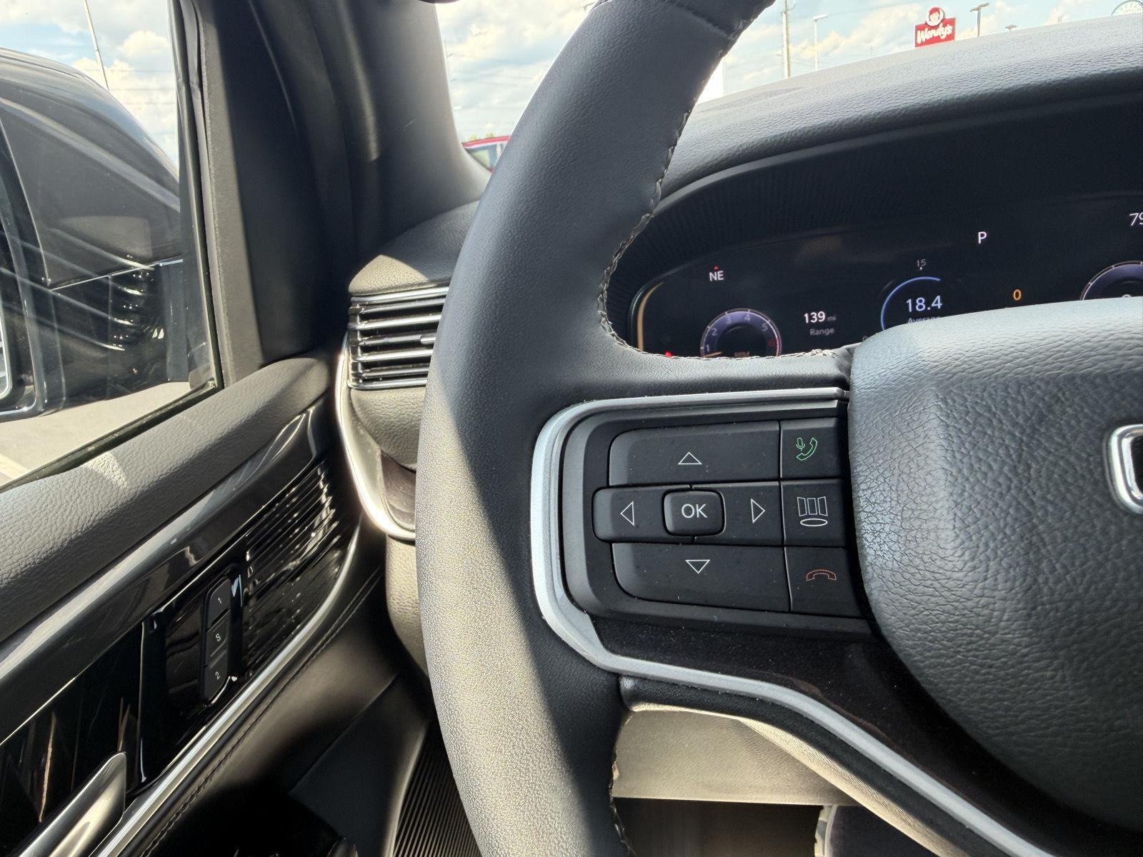 Used 2022 Baltic Gray Metallic Clearcoat Jeep Series I image 24
