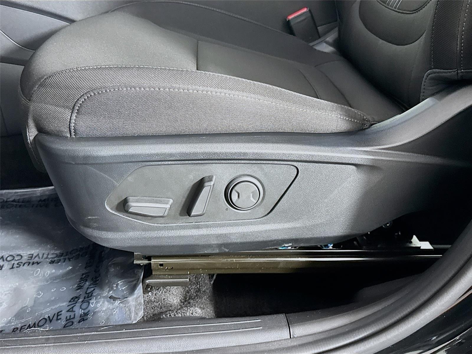 Used 2026 Phantom Black Hyundai SEL image 19