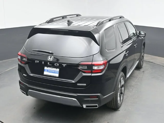 New 2026 Smoke Blue Pearl Honda Touring image 43