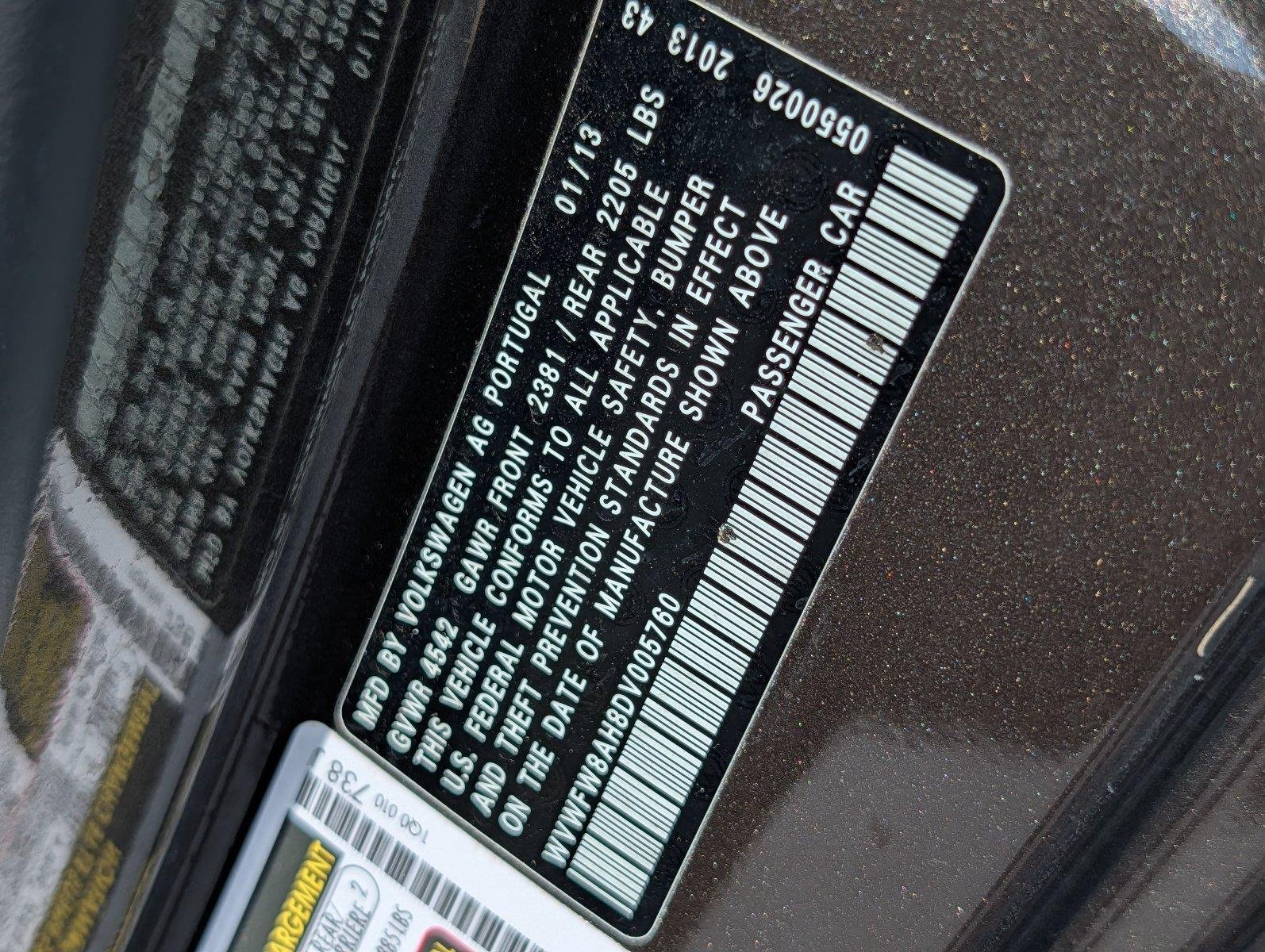 Used 2013 Black Oak Brown Metallic Volkswagen Lux image 35