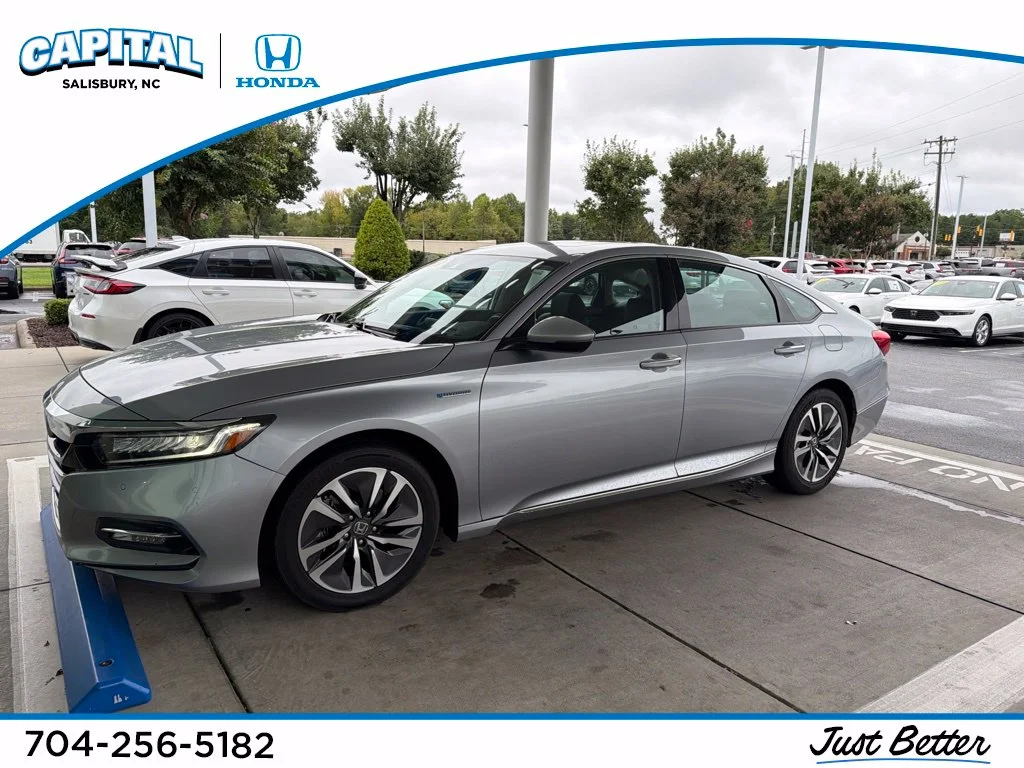 Used 2020 Silver Honda Touring image 1