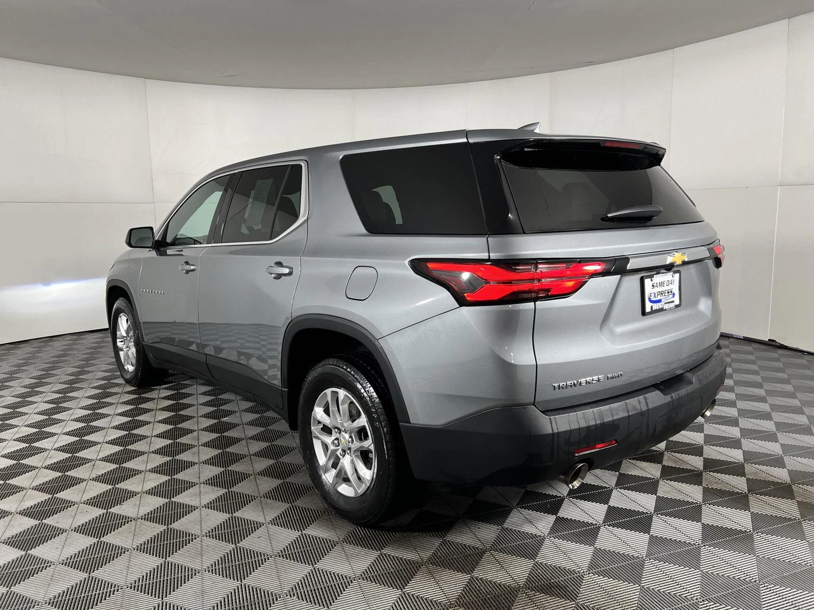 Used 2023 Sterling Gray Metallic Chevrolet LS image 5