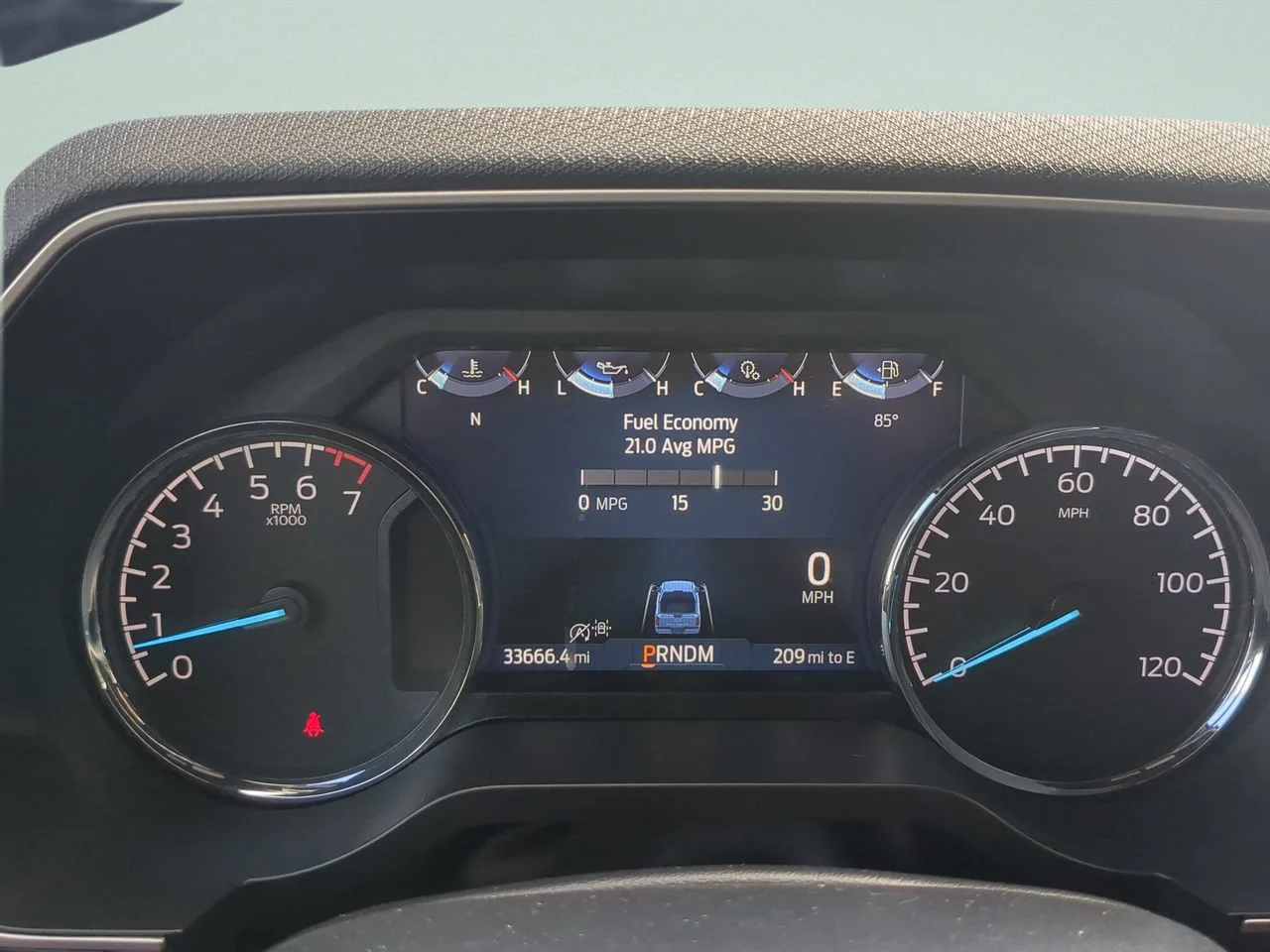 Used 2023 Avalanche Gray Ford XLT image 27