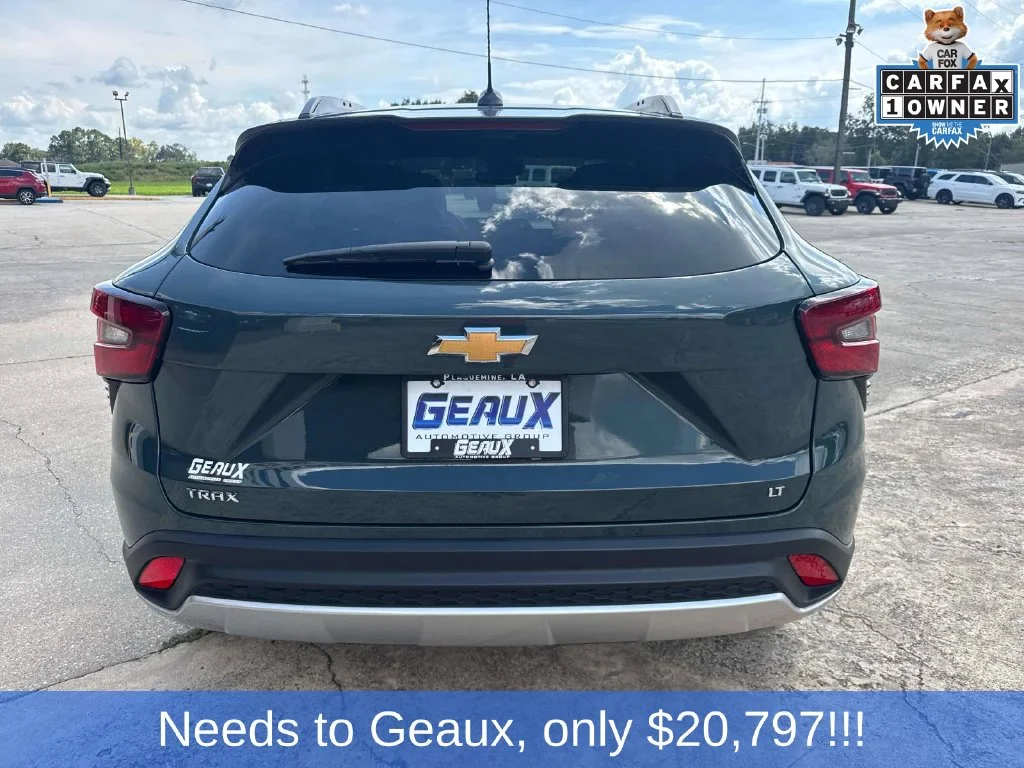 Used 2025 Gray Chevrolet LT image 16