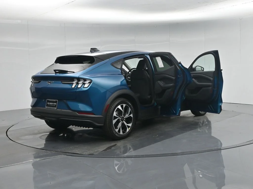 New 2026 Adriatic Blue Metallic Ford Select image 28