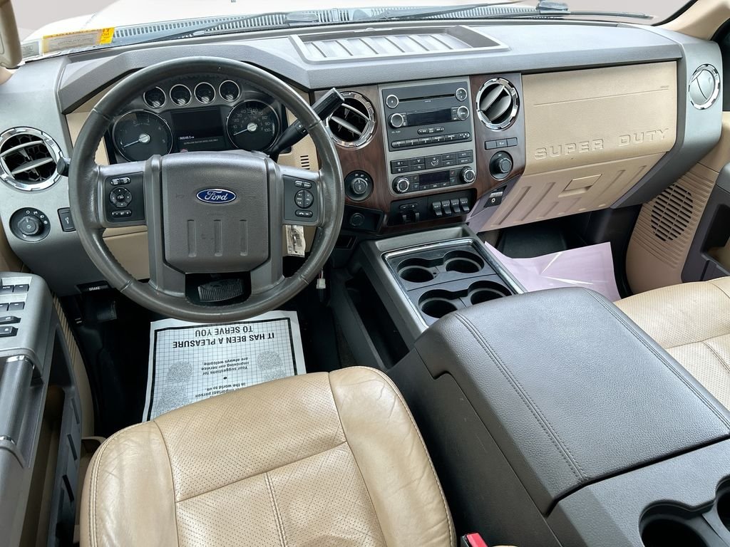 Used 2011  Ford Lariat image 19