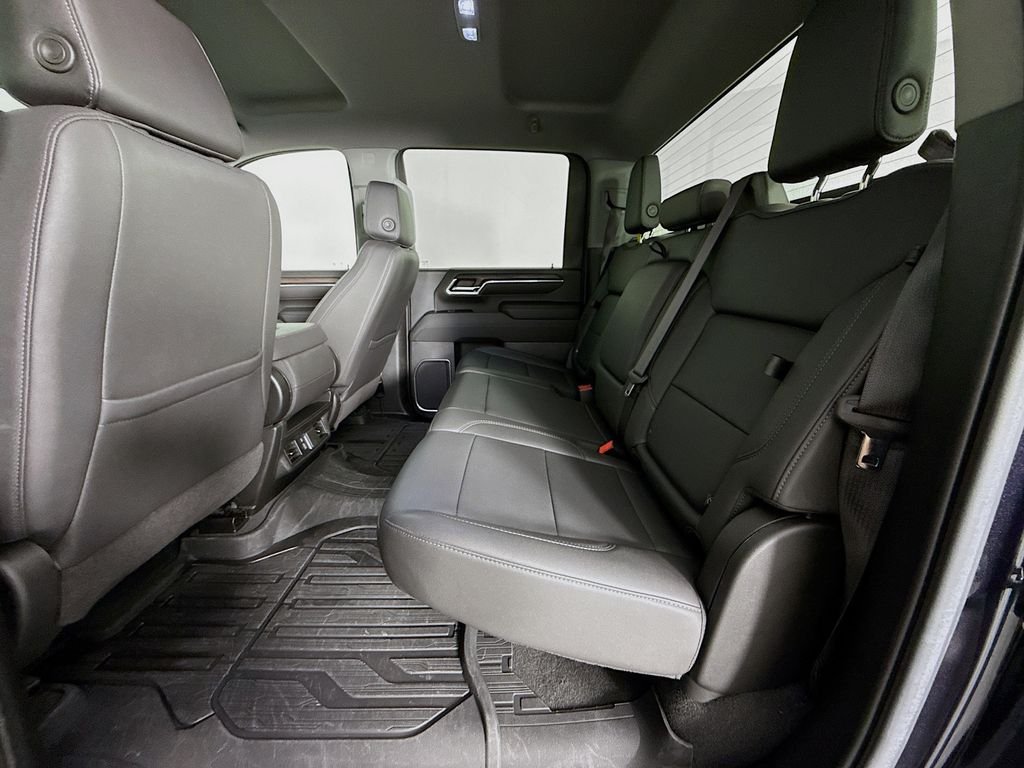 Used 2024 Silver GMC SLT image 21