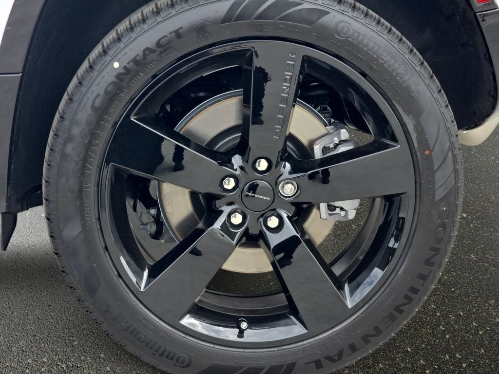 New 2026 Fuji White Land Rover X-Dynamic SE image 34