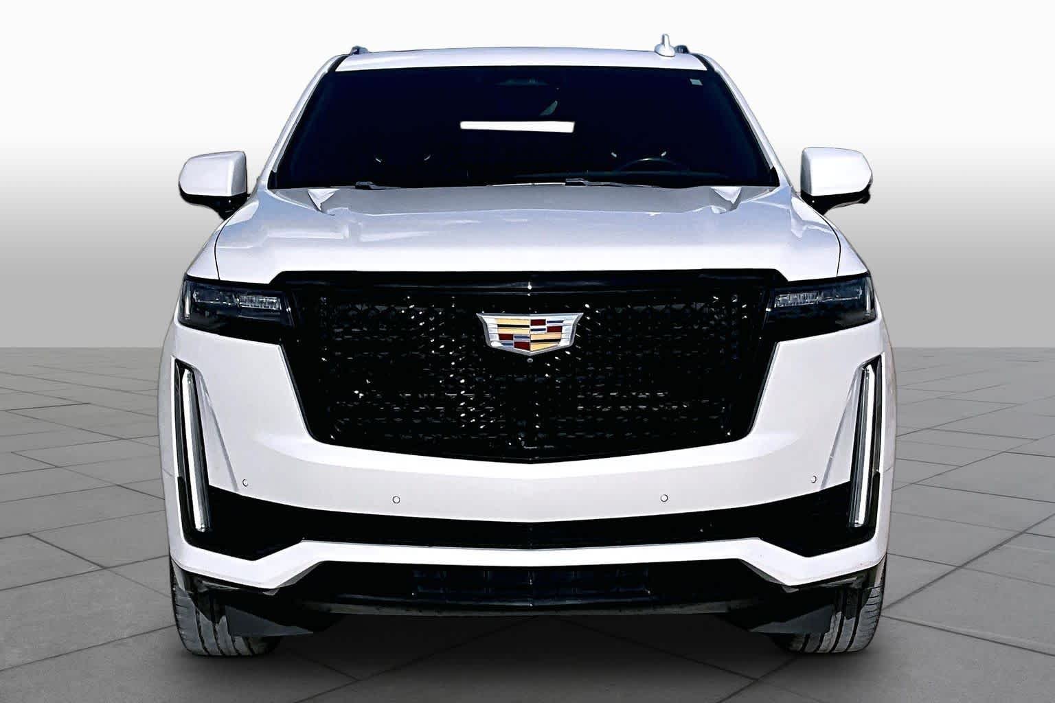 Used 2021 Crystal White Tricoat Cadillac Sport image 4