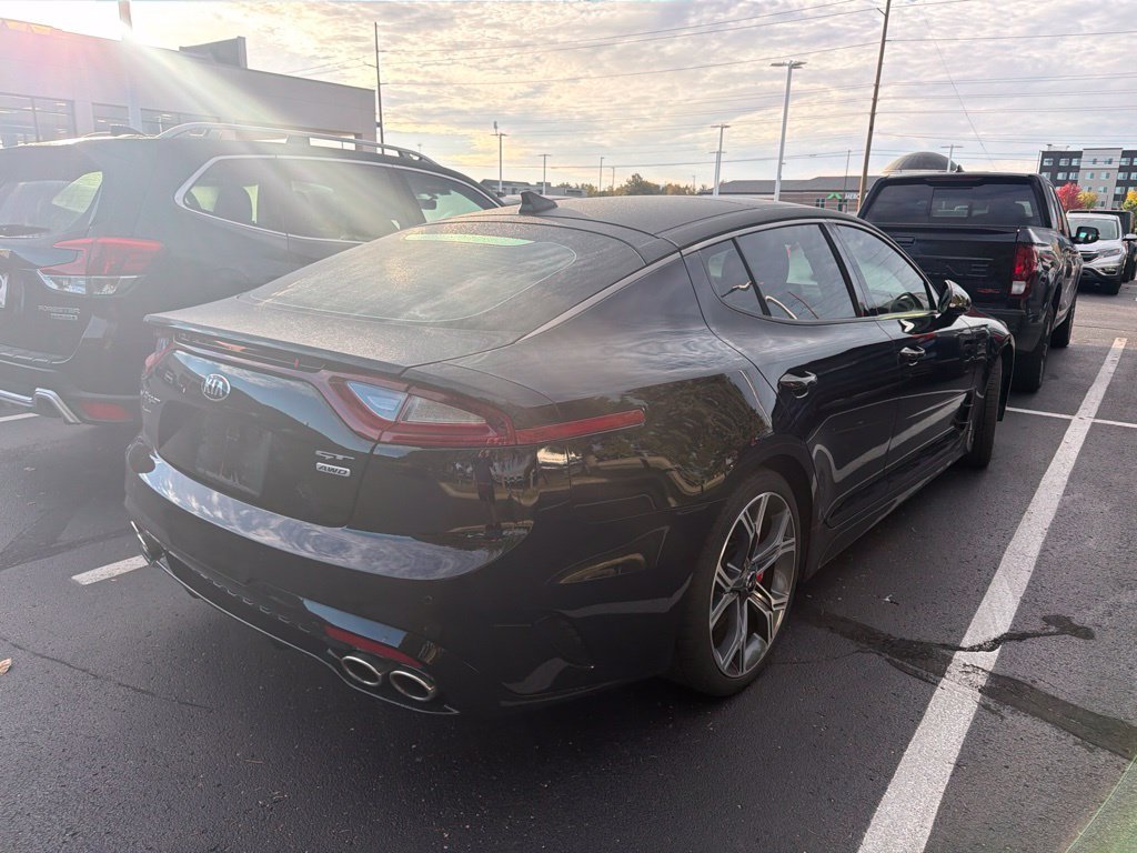 Used 2019 Aurora Black Kia GT1 image 3
