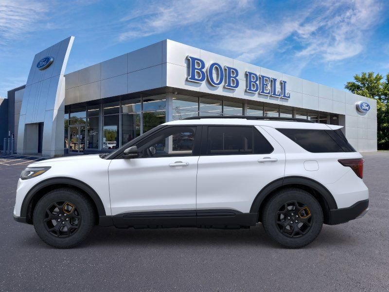 New 2026 White Ford Tremor image 3