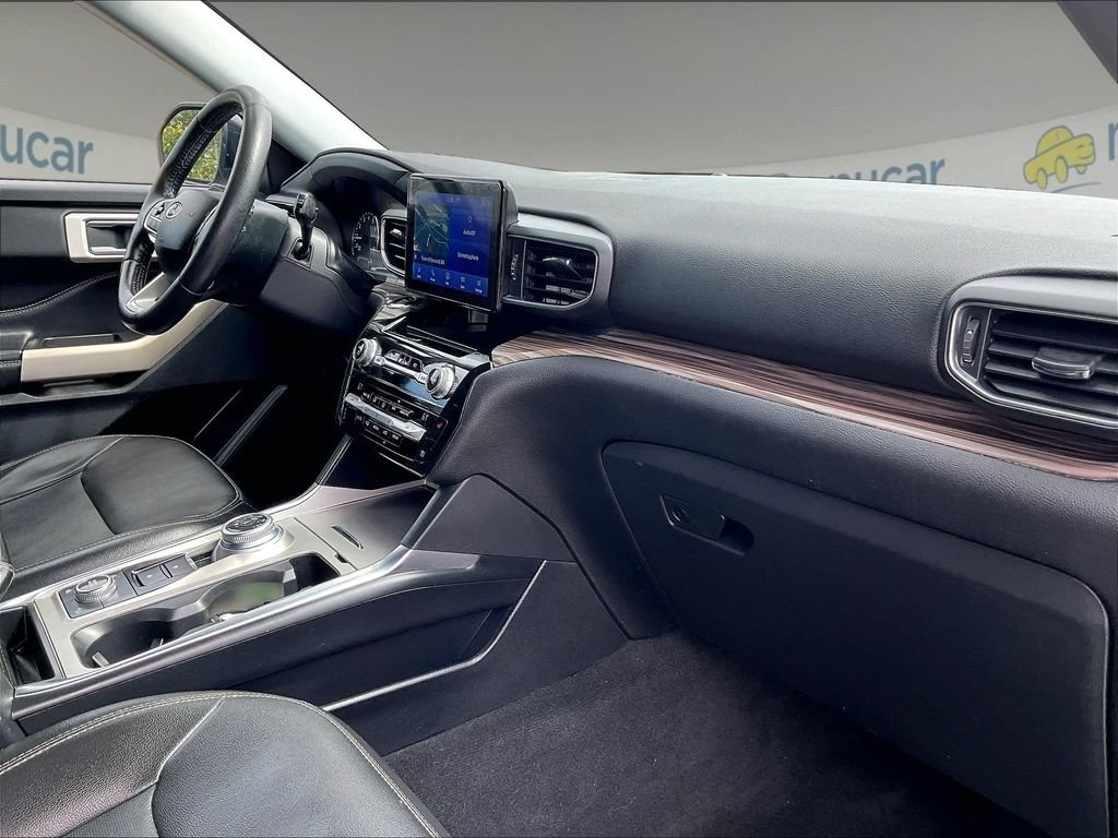 Used 2021 Gray Ford Limited image 13