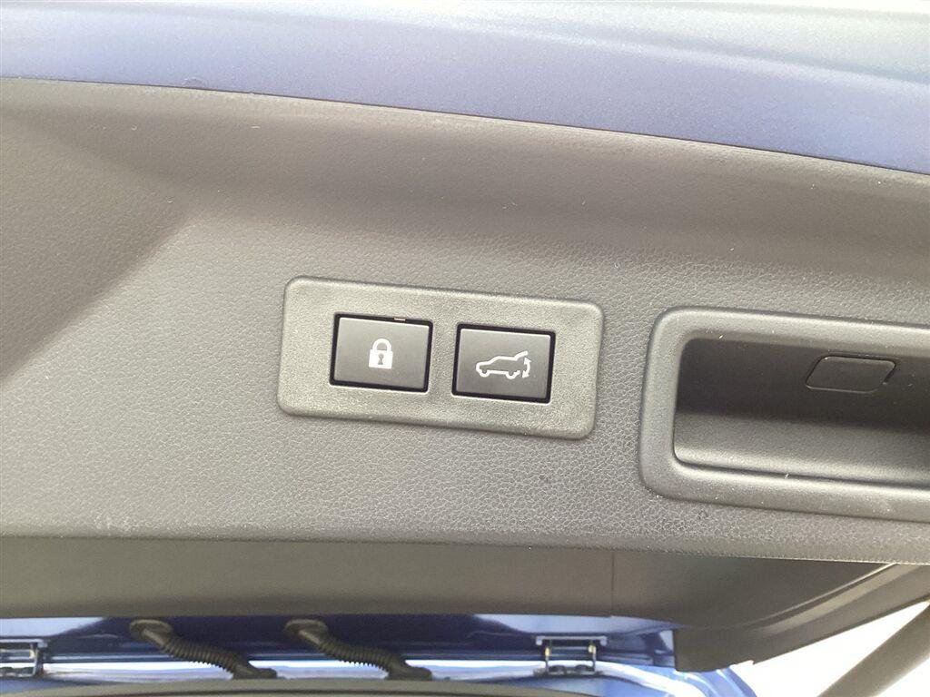 Certified Used 2026 Blue Pearl Subaru Limited image 8