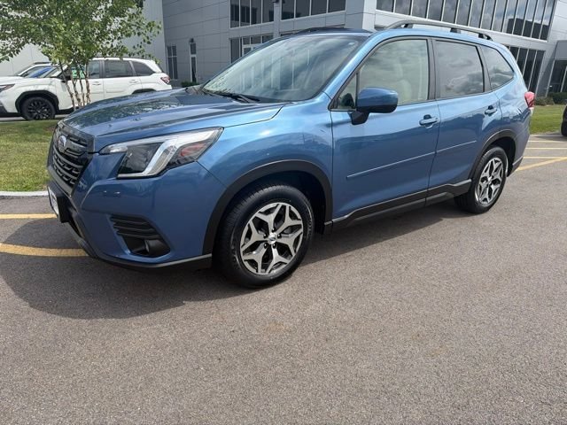 Used 2023 Blue Subaru Premium image 1