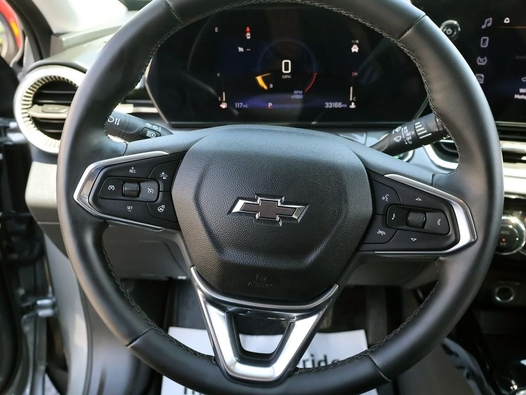 Used 2024 Gray Chevrolet ACTIV image 32