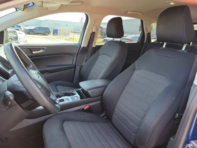 2020 Ford Edge SE - Photo 19