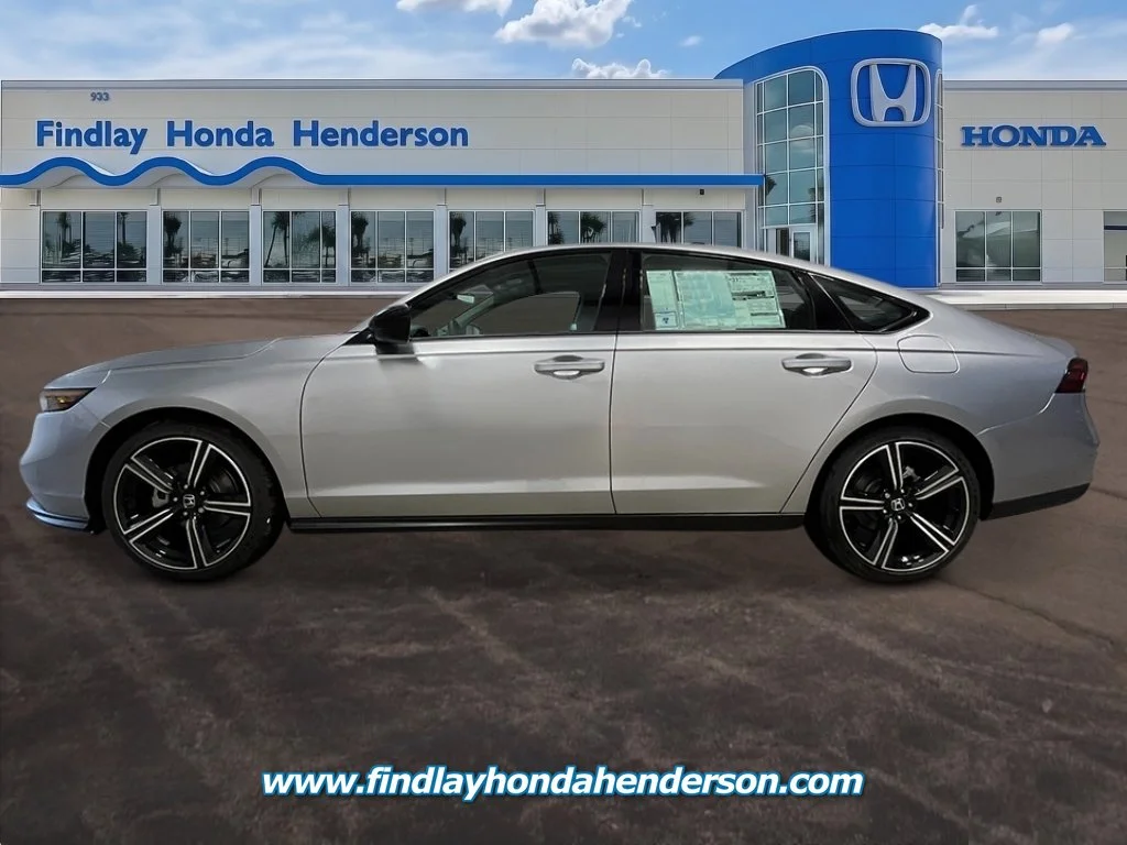 New 2026 Solar Silver Metallic Honda SE image 2